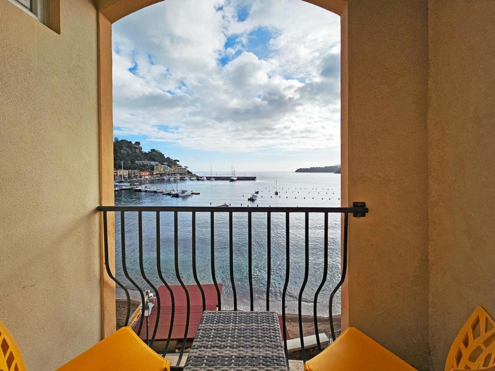 Hotel L'Approdo Porto Azzurro Buitenkant foto