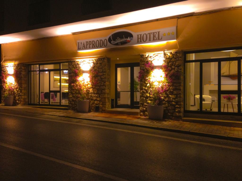 Hotel L'Approdo Porto Azzurro Buitenkant foto
